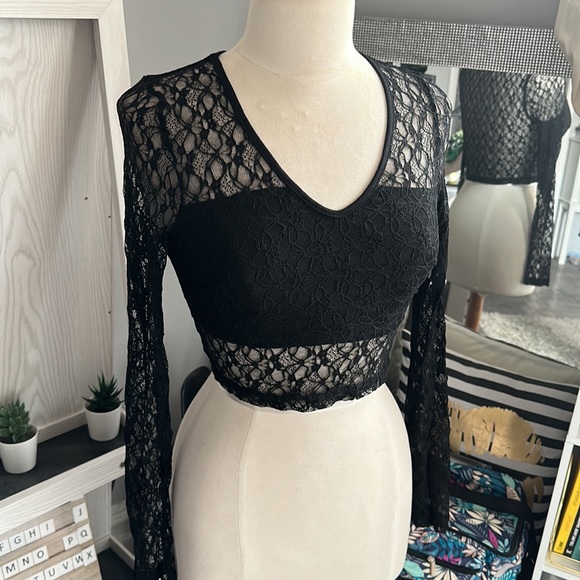 Shein | sexy lace top size small - Picture 6 of 7